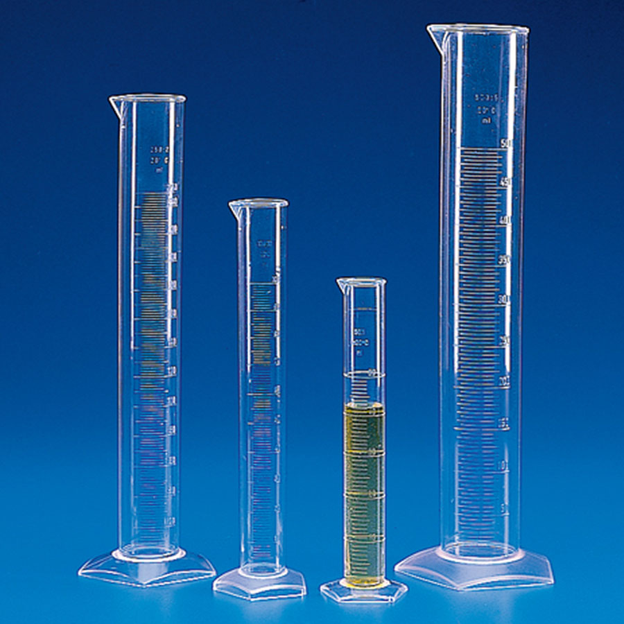 glass-volumetric-cylinder